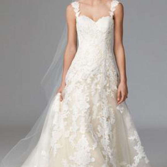 Watters Aven Wedding Dress - Picture 5 of 5